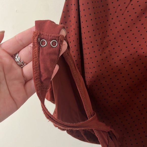 Abercrombie & Fitch One Shoulder Terracotta Polkadot Thong Ruched Bodysuit Sz L - Picture 10 of 11